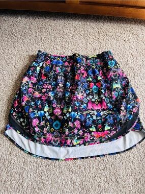 Lululemon Flower Print Hotty Hot Skirt High Rise Size 10